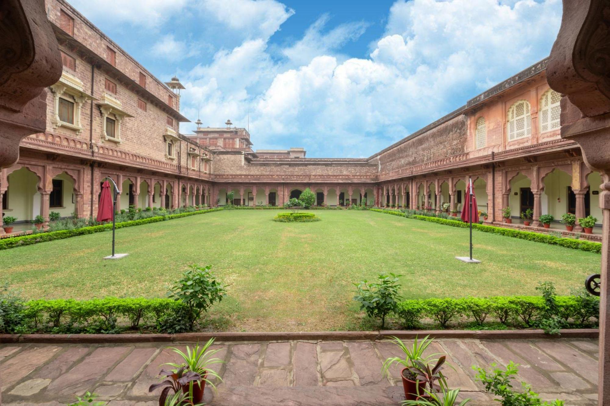 Umed Bhawan Palace, Kotah Hotel Kota  Kültér fotó