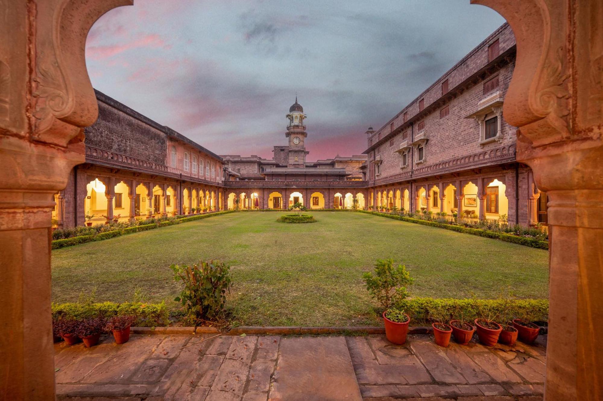 Umed Bhawan Palace, Kotah Hotel Kota  Kültér fotó